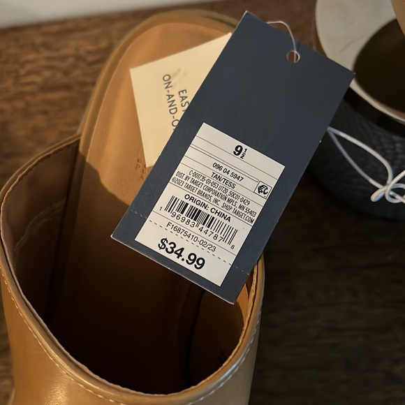 Universal Thread - tan - easy on 9.5 - Picture 4 of 9